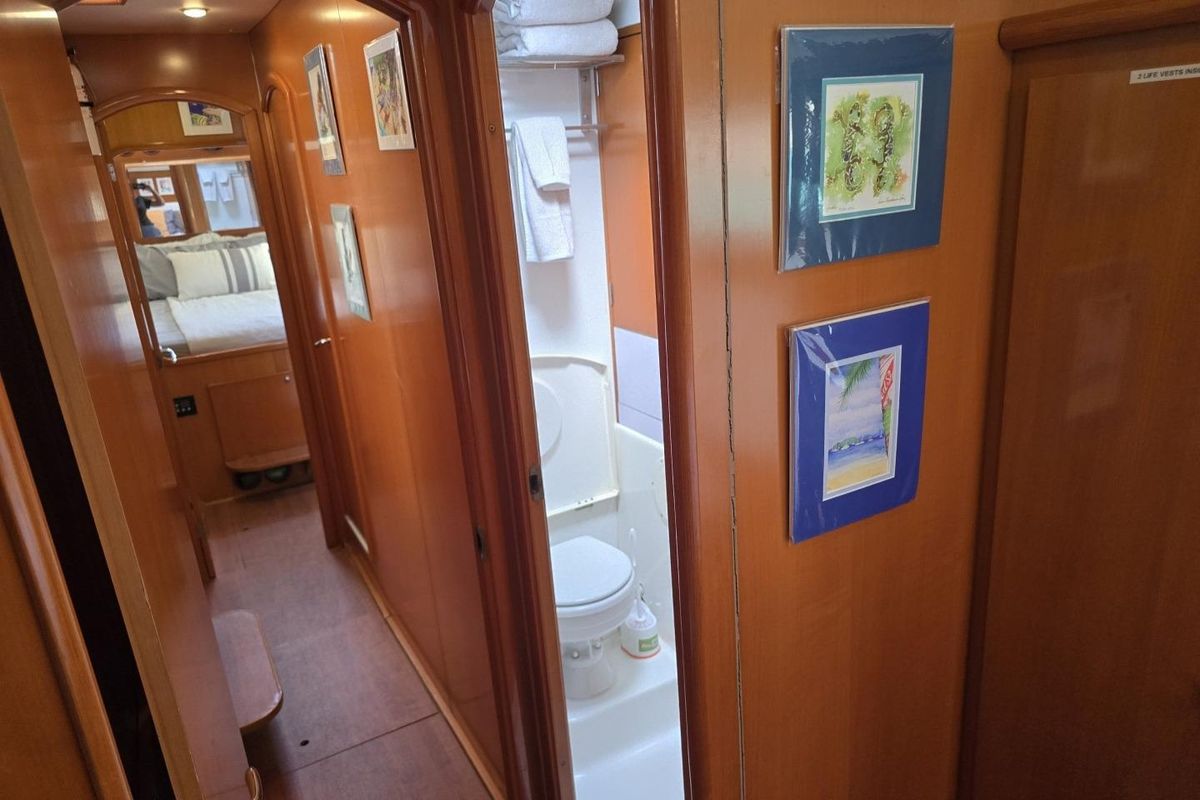 2005 Lagoon 440