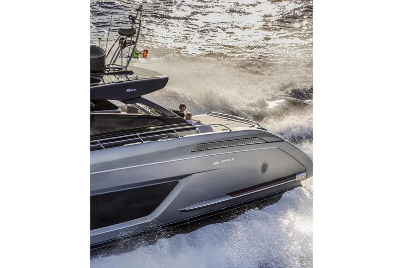 2026 220' Riva