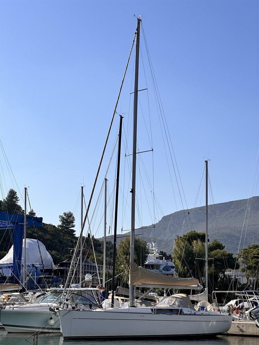 2002 Wauquiez Centurion 45 S for sale in Q, Mar Tirreno, Italy 45 ft