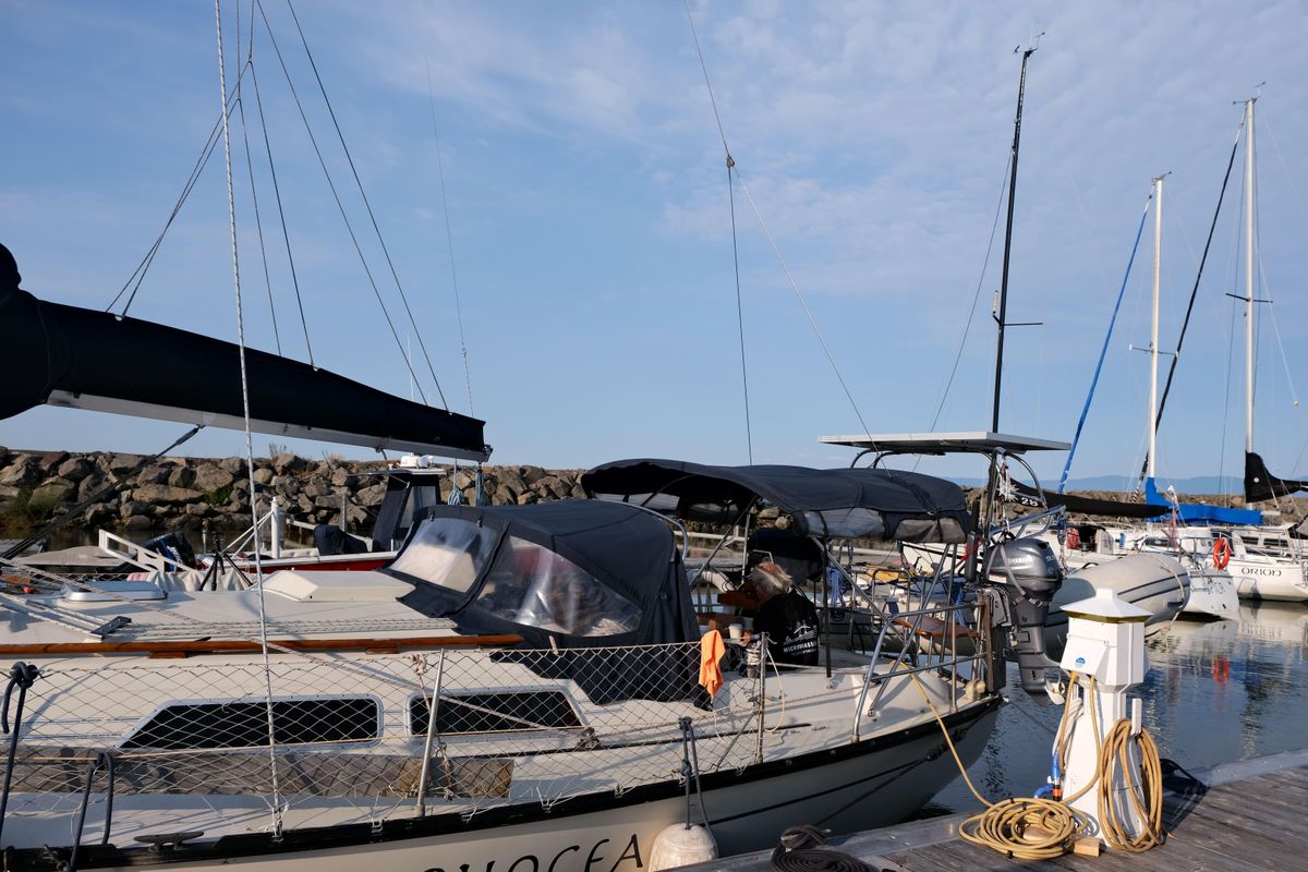 1988 Mirage Yachts 35