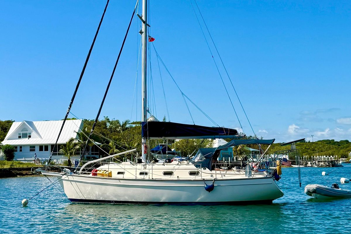 1998 Island Packet 350