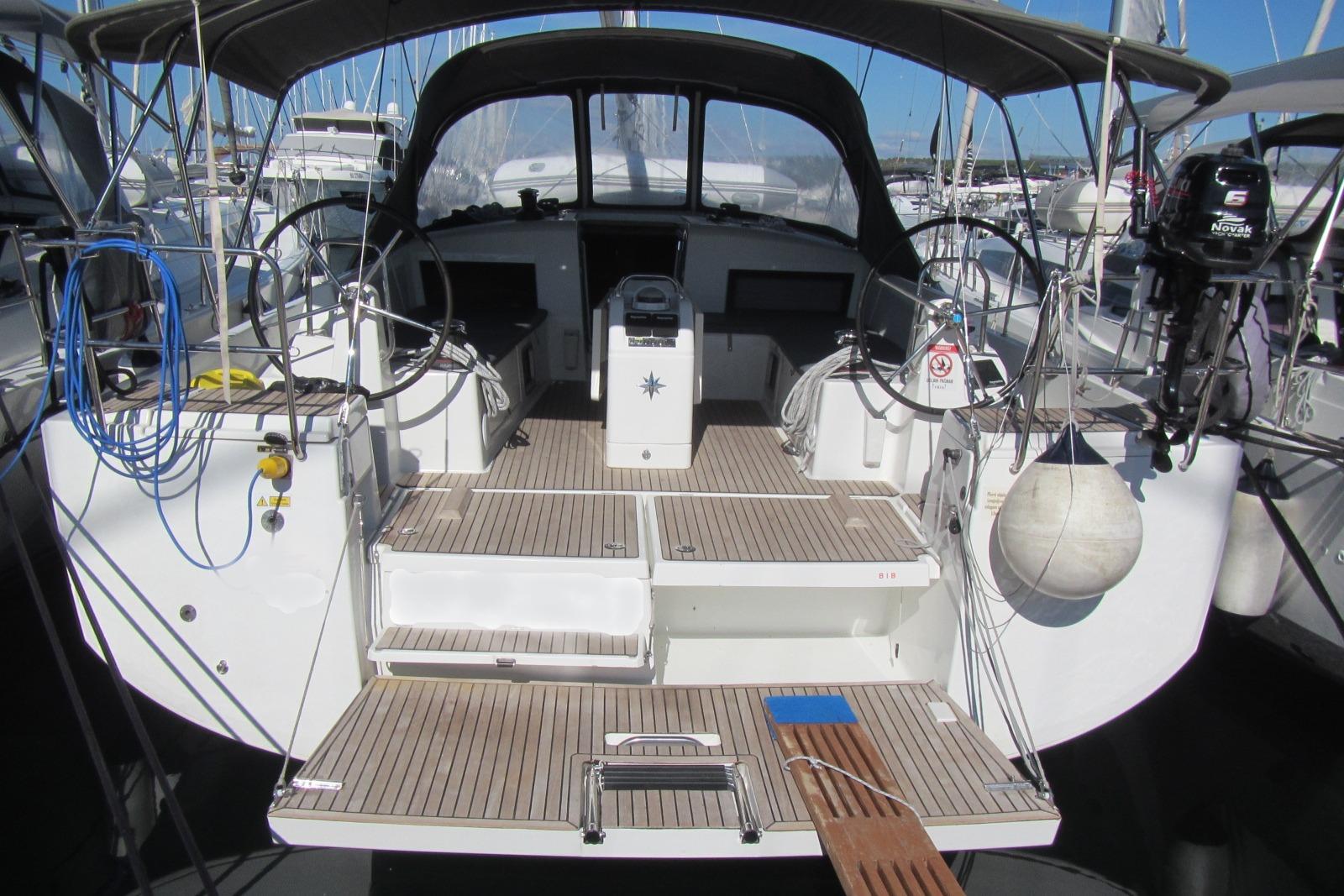 2023 Jeanneau Sun Odyssey 490 Boats