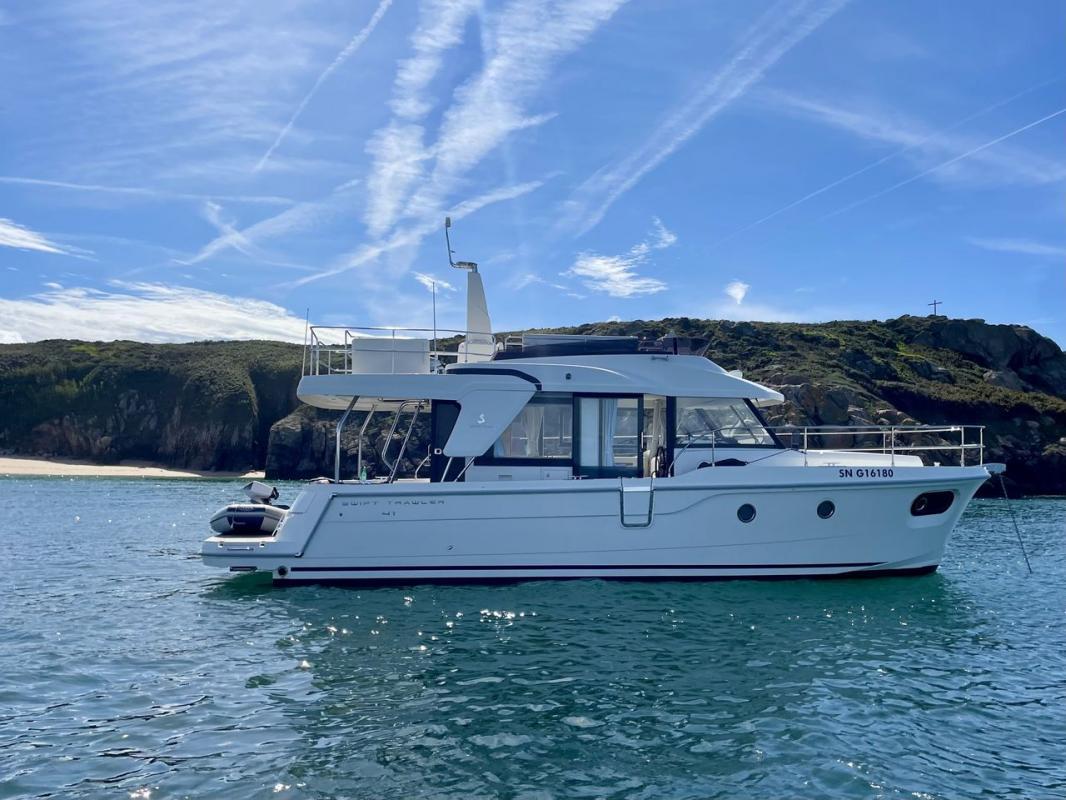 2021 Beneteau Swift Trawler 41 Fly for sale in Pornichet, Loire-Atlantique, France