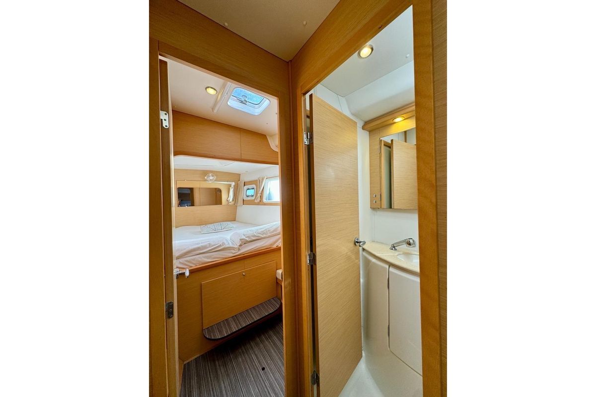 2008 Lagoon 440