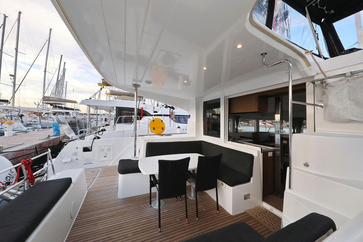 2020 Lagoon 40
