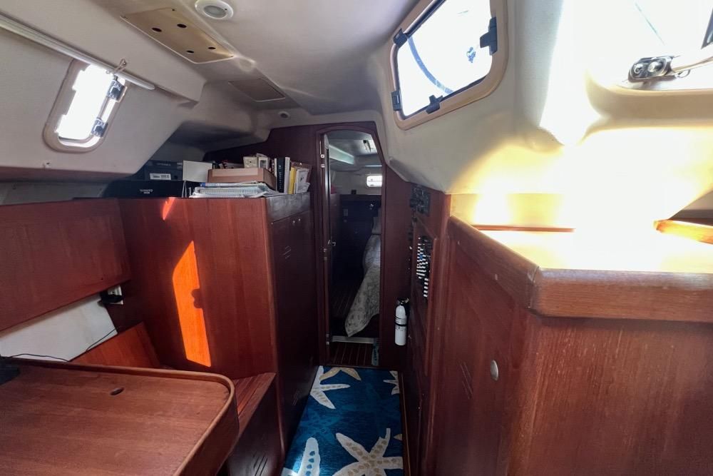 2001 Hunter Passage 420