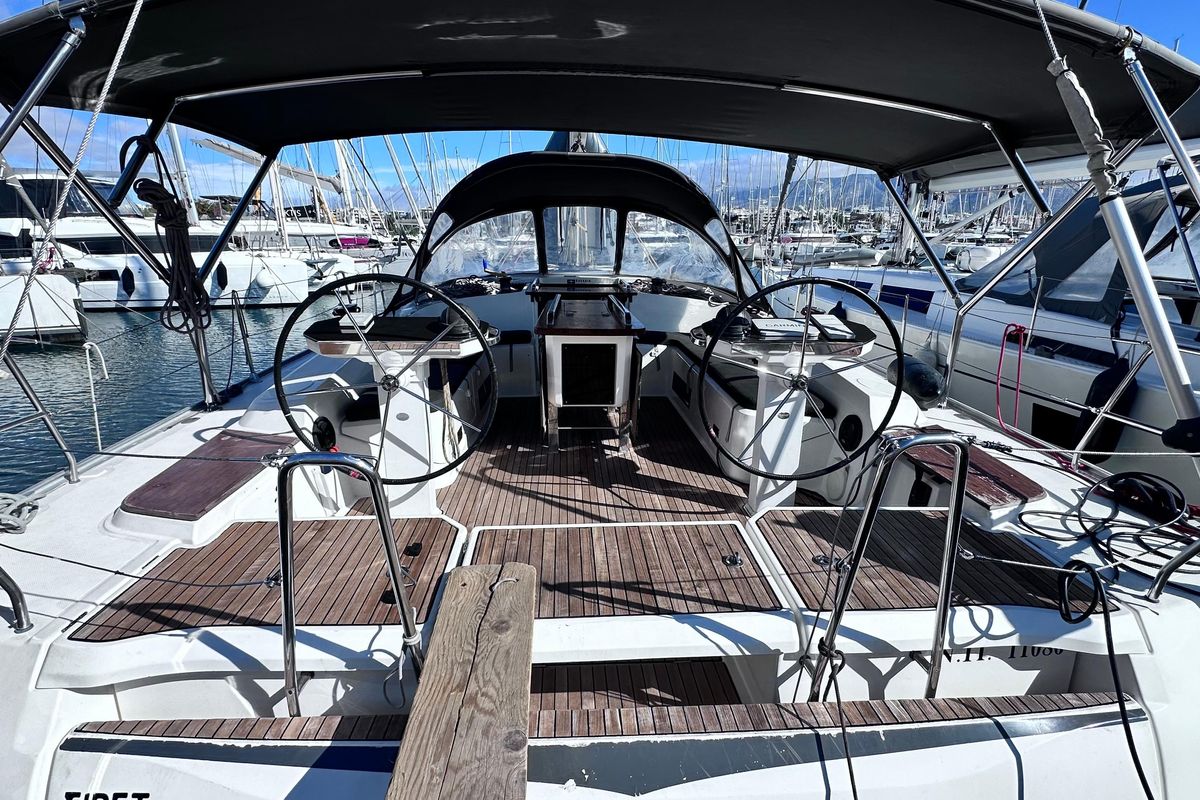 2014 Bavaria Cruiser 56