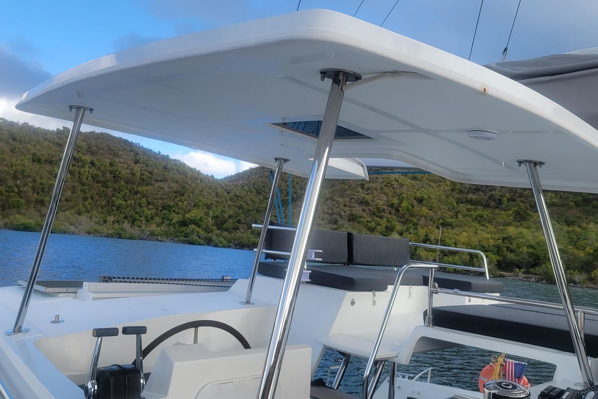 2019 Fountaine Pajot Saona 47