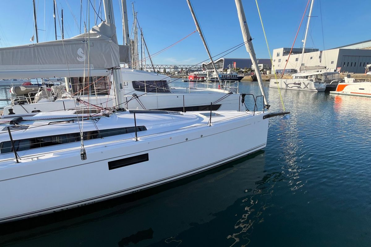 2025 Beneteau First 36