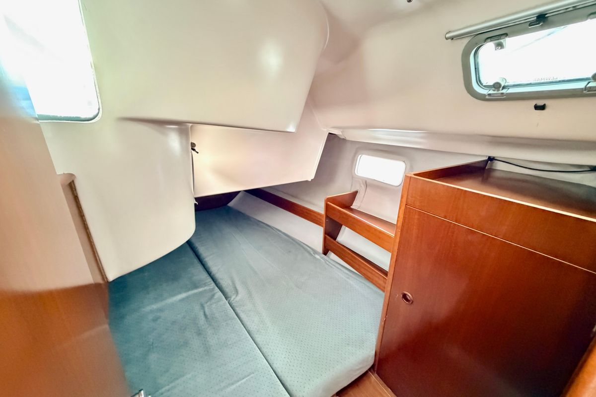 1993 Beneteau Oceanis 351