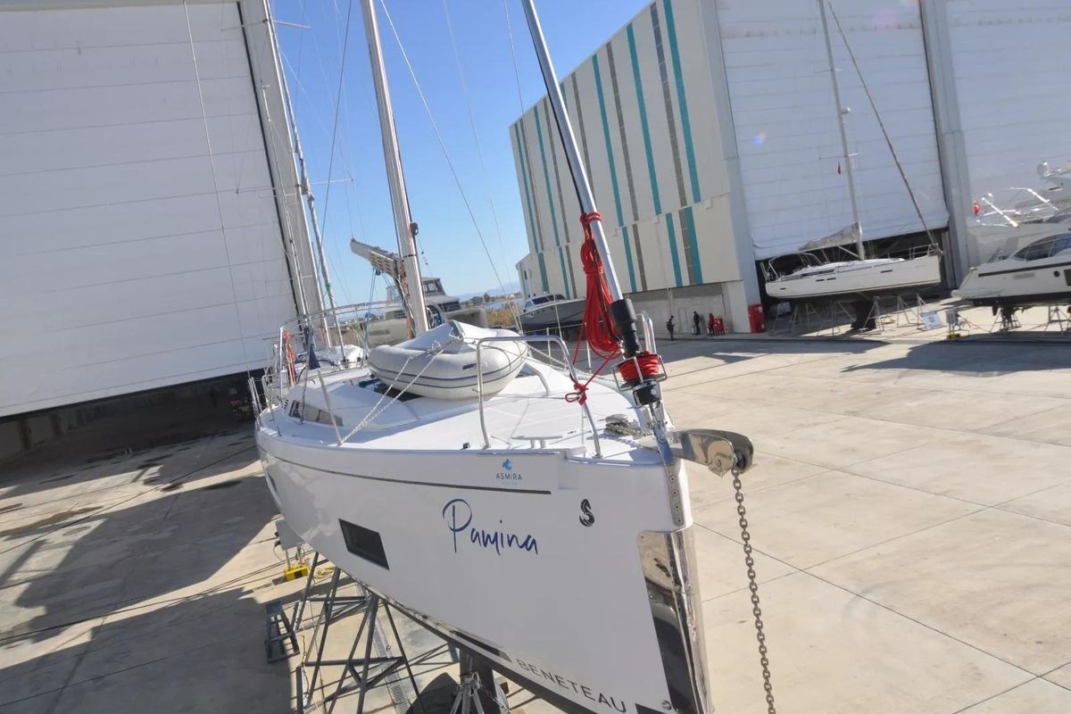 2022 Beneteau Oceanis 46 1 Boats