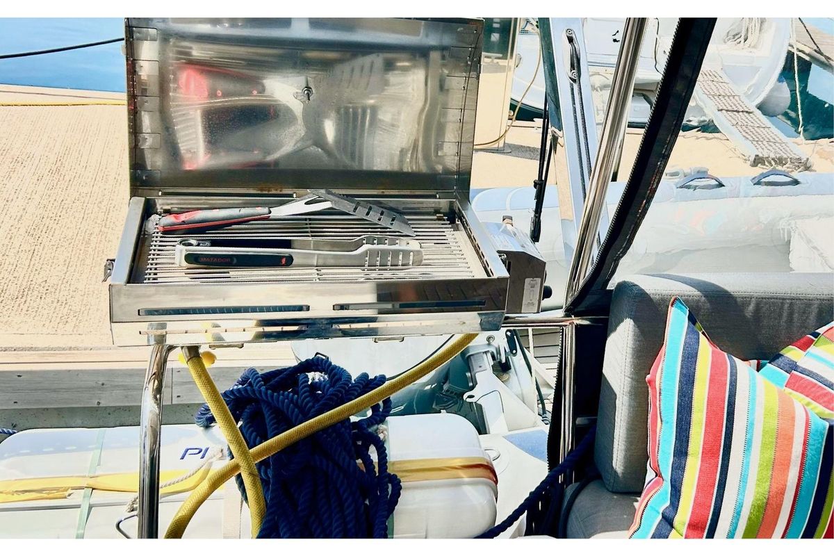 2022 Fountaine Pajot Isla 40