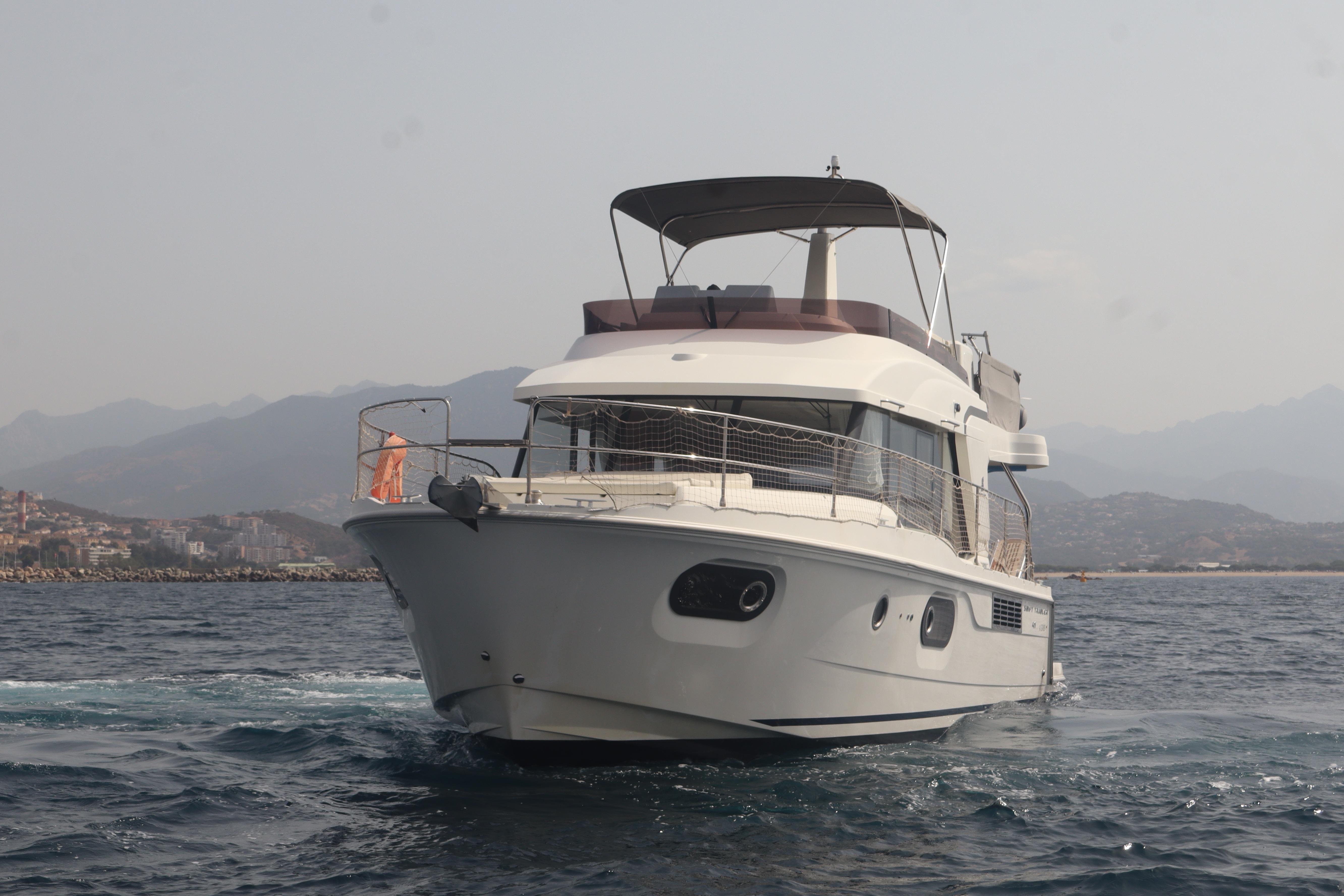 2020 Beneteau Swift Trawler 41 Fly for sale in Ajaccio, Corse, France
