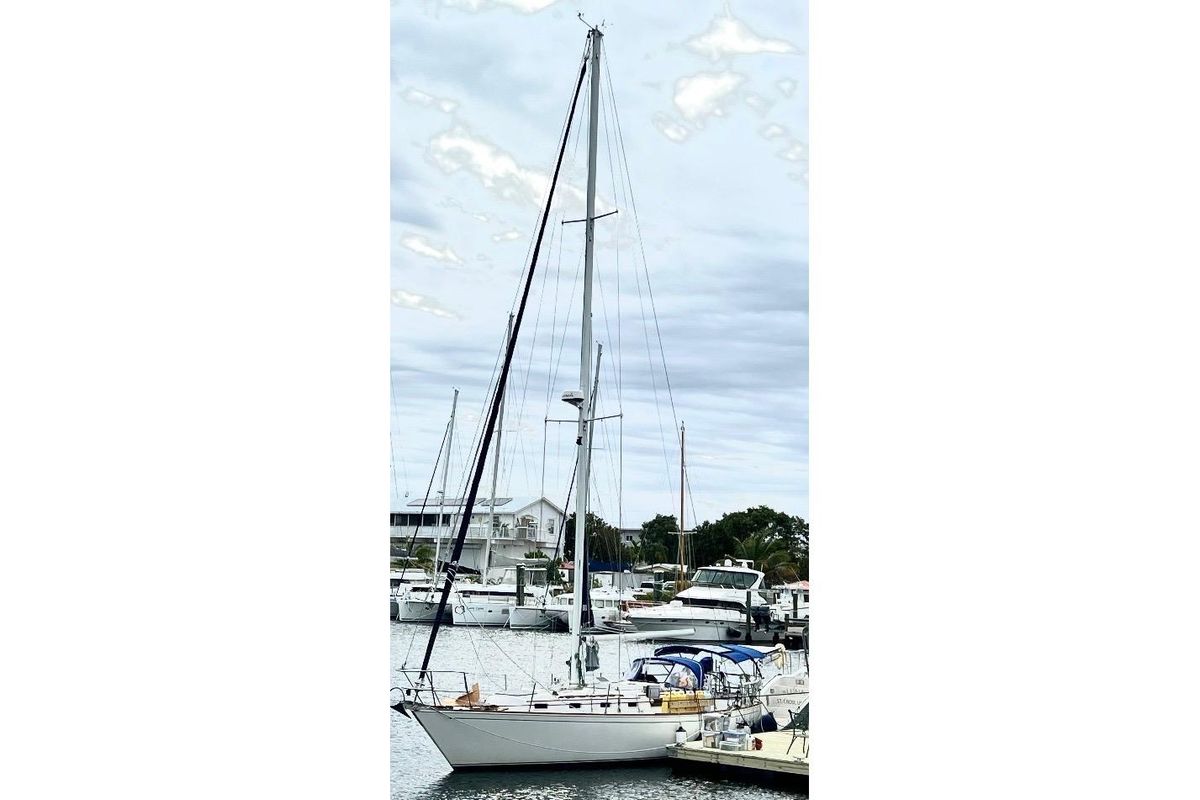 1986 Sabre 38