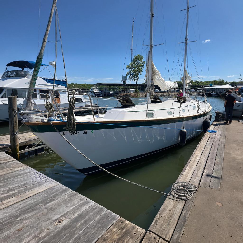 1978 Pearson 424 en venta en Grand Rivers, Kentucky 42 pies