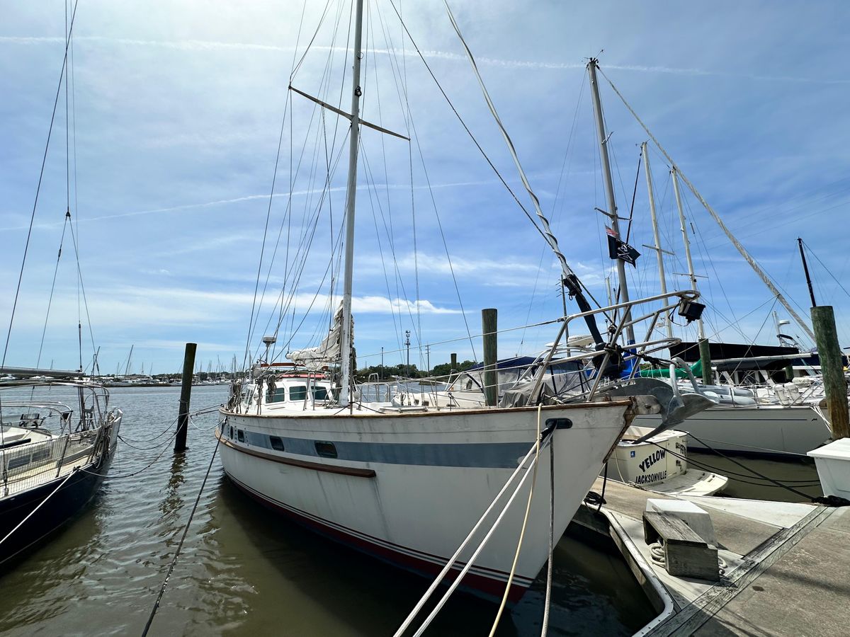 1982 Pan Oceanic 43