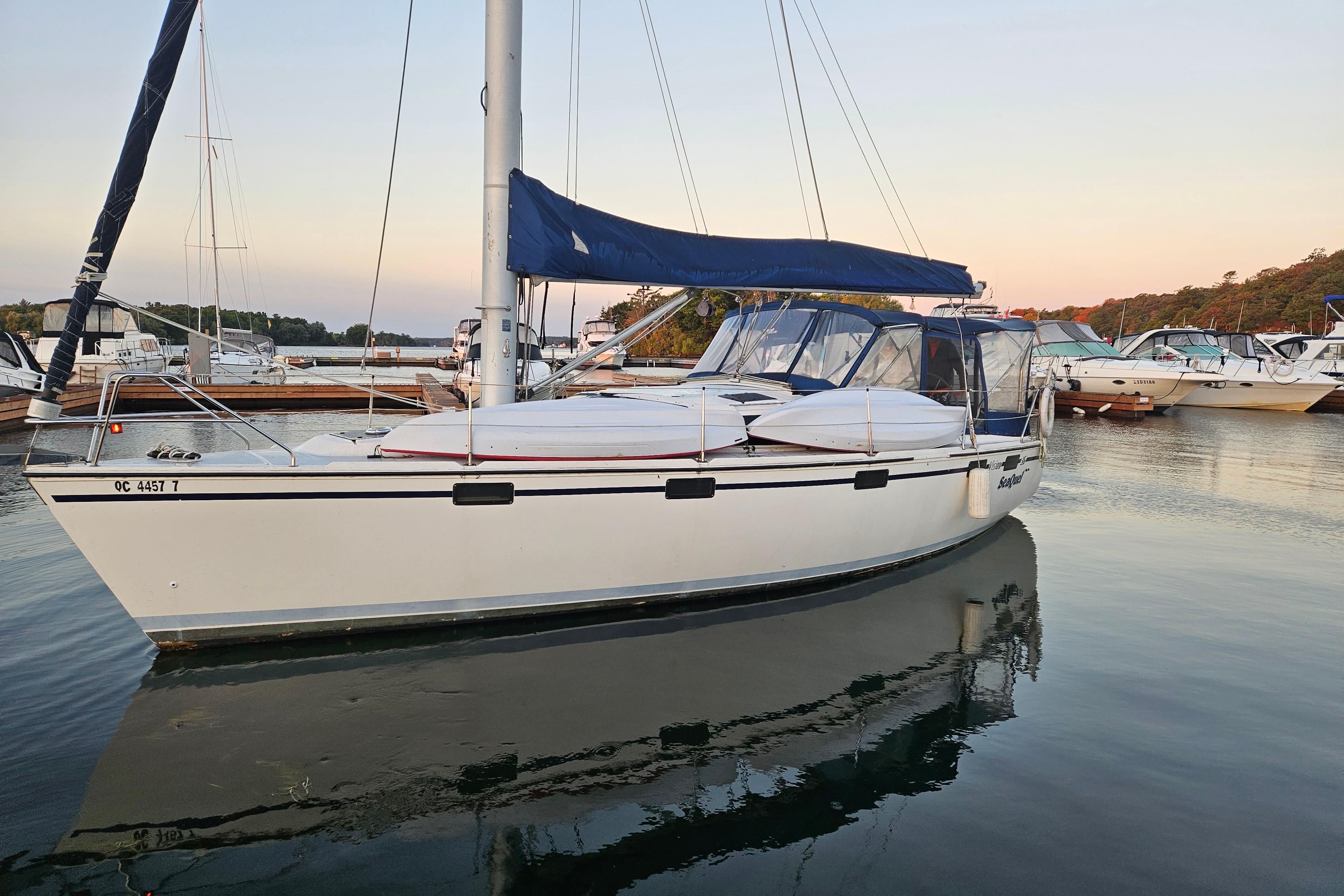 1992 Hunter Vision 36 for sale in Morrisburg, Ontario, Canada