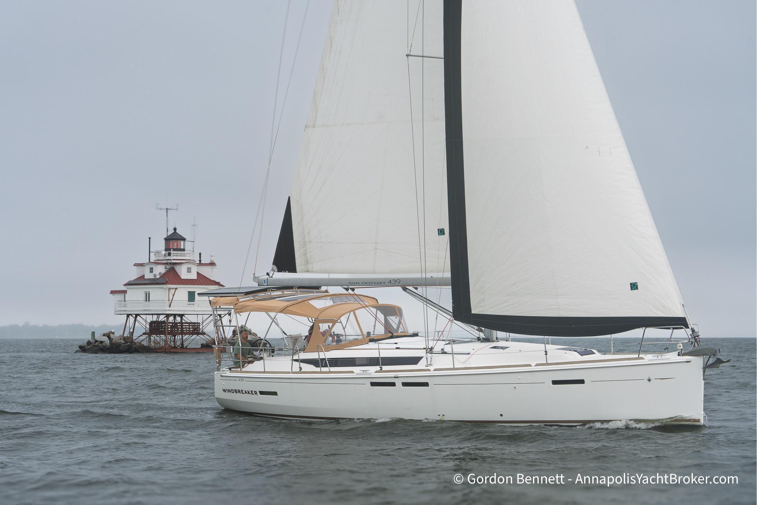 2014 Jeanneau Sun Odyssey 439 Boats