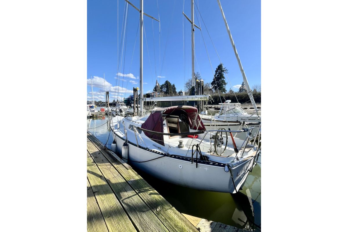 1981 C&C 30 Boats