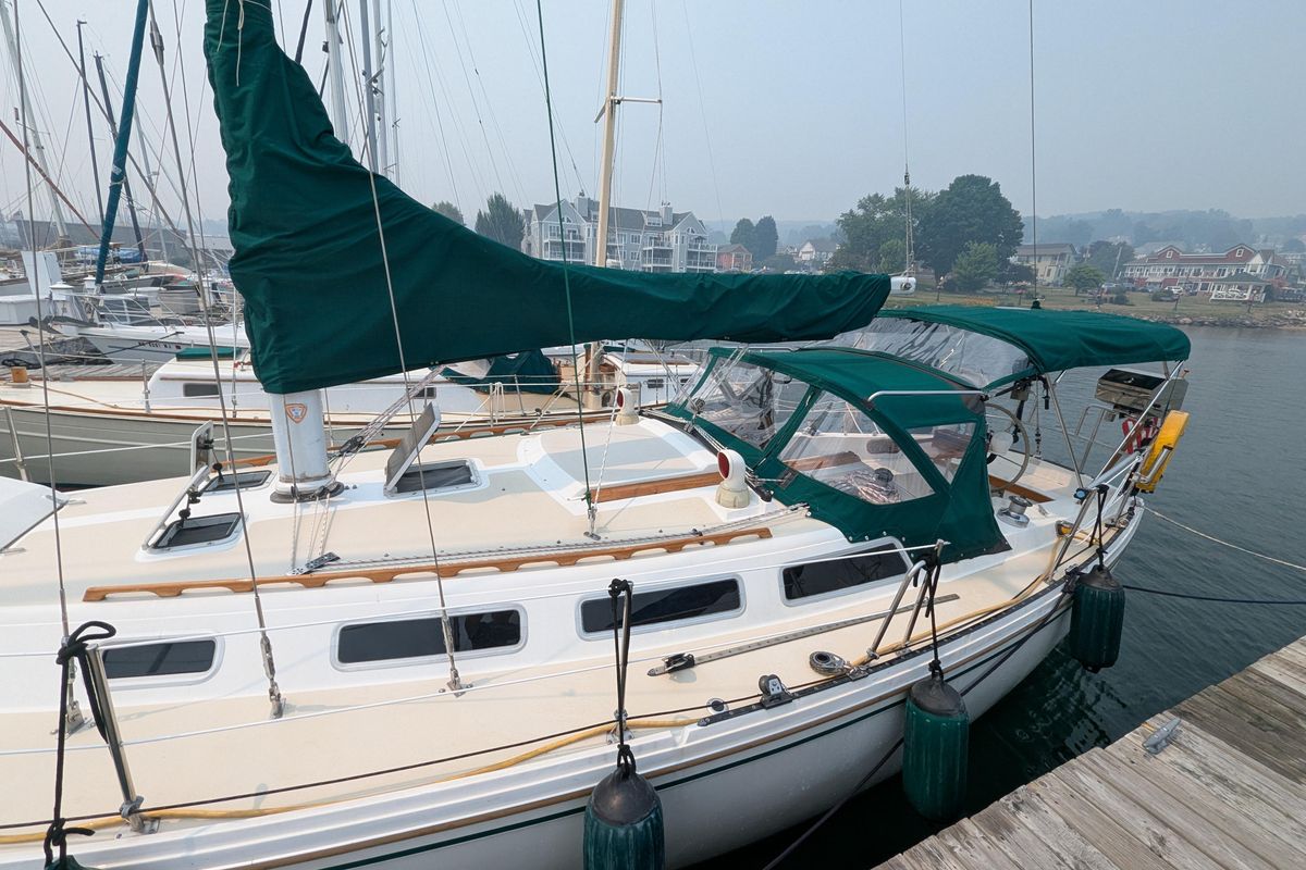 1985 Catalina 36
