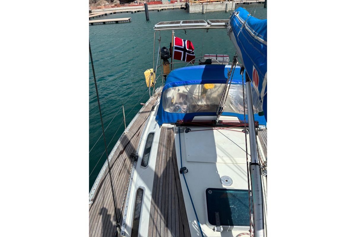 1989 Sweden Yachts 340