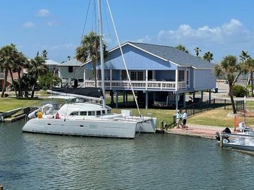 2005 Lagoon 380 S2 Boats