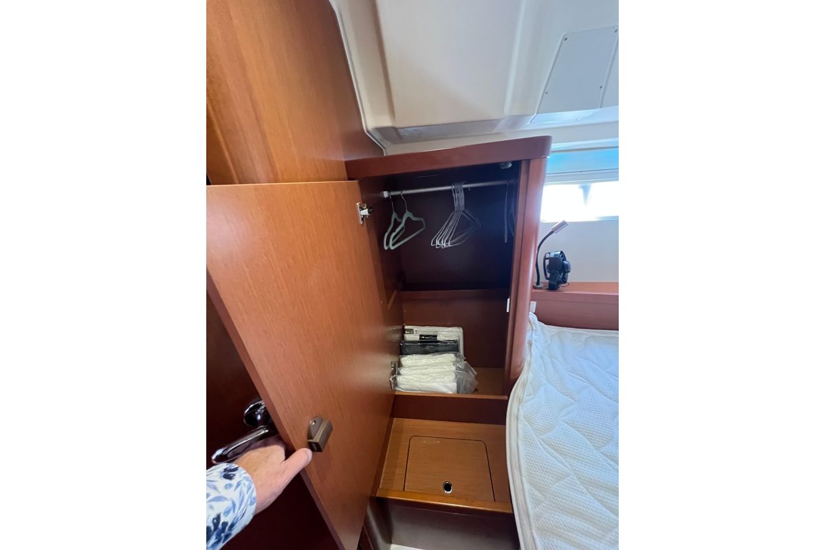 2013 Beneteau Oceanis 41