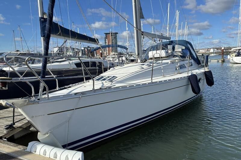 1994 Jeanneau Sun Odyssey 37.1 for sale in Gosport, Hampshire, United Kingdom 37 ft