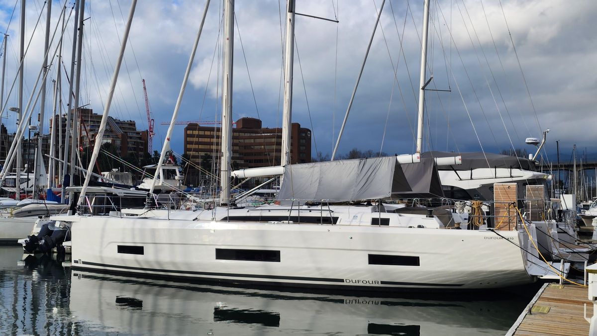 2023 Dufour 470