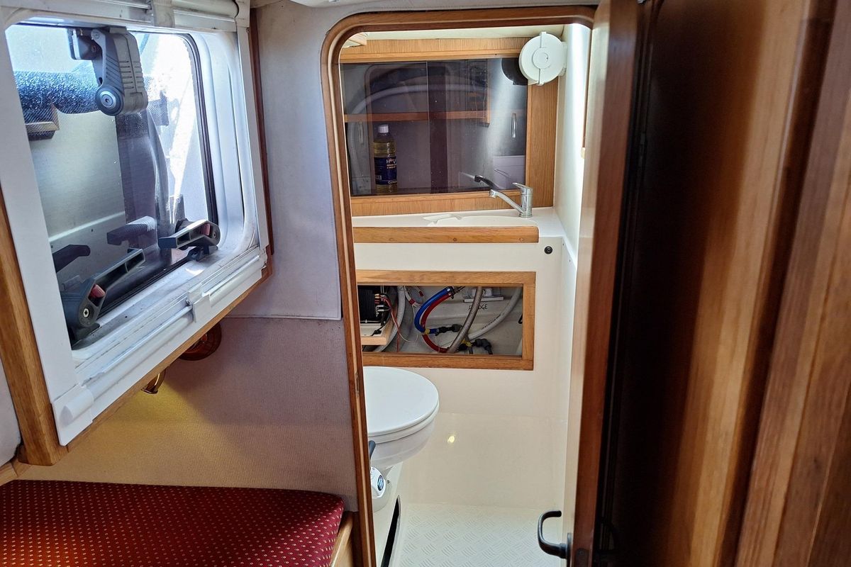1997 Westerly Oceanquest 35