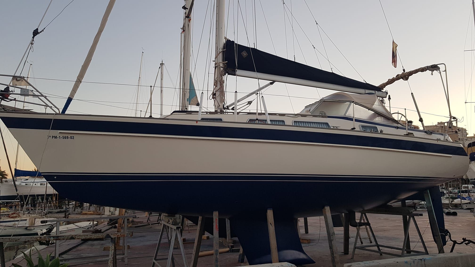1998 Hallberg-Rassy 34 Boats