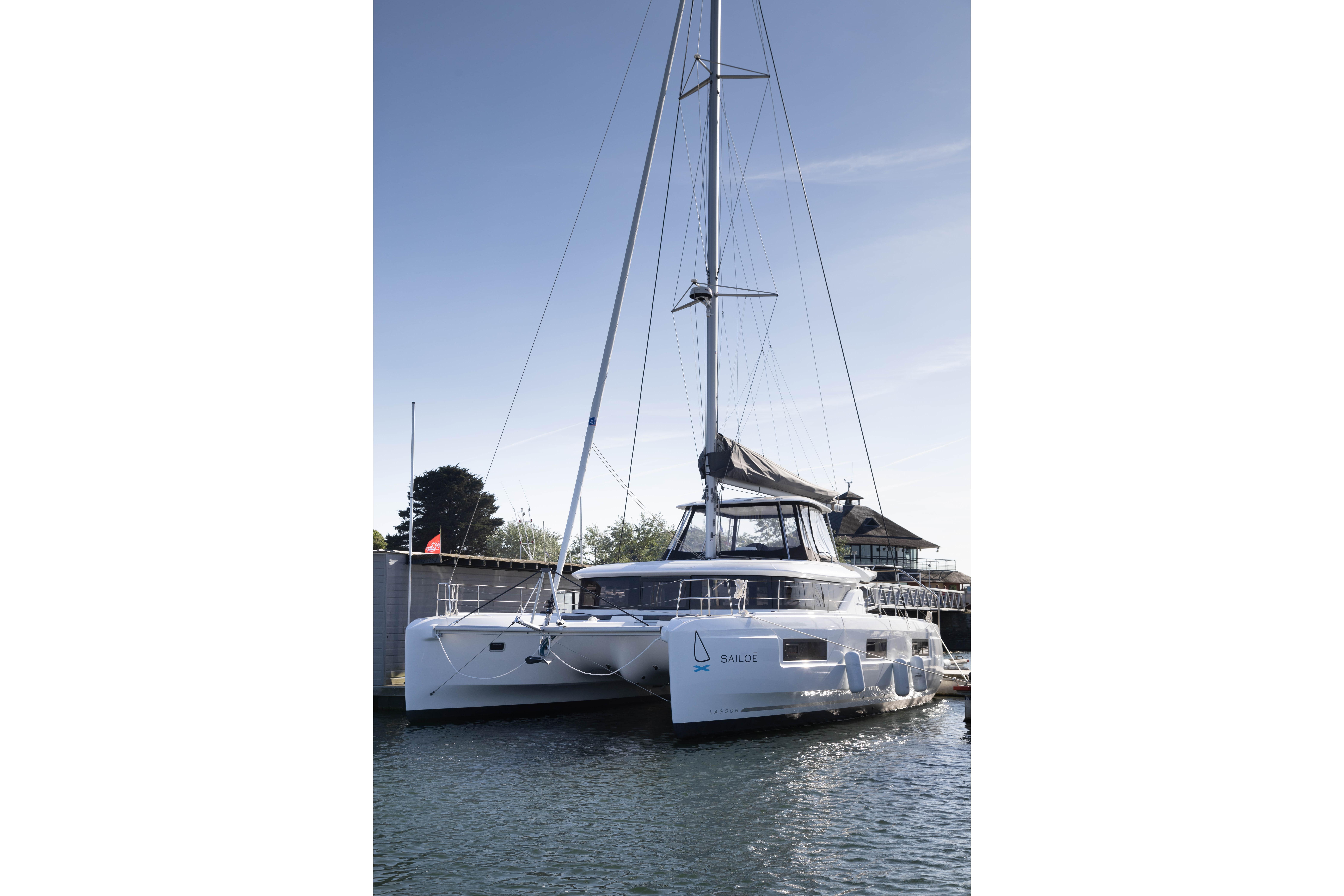 2023 Lagoon 46
