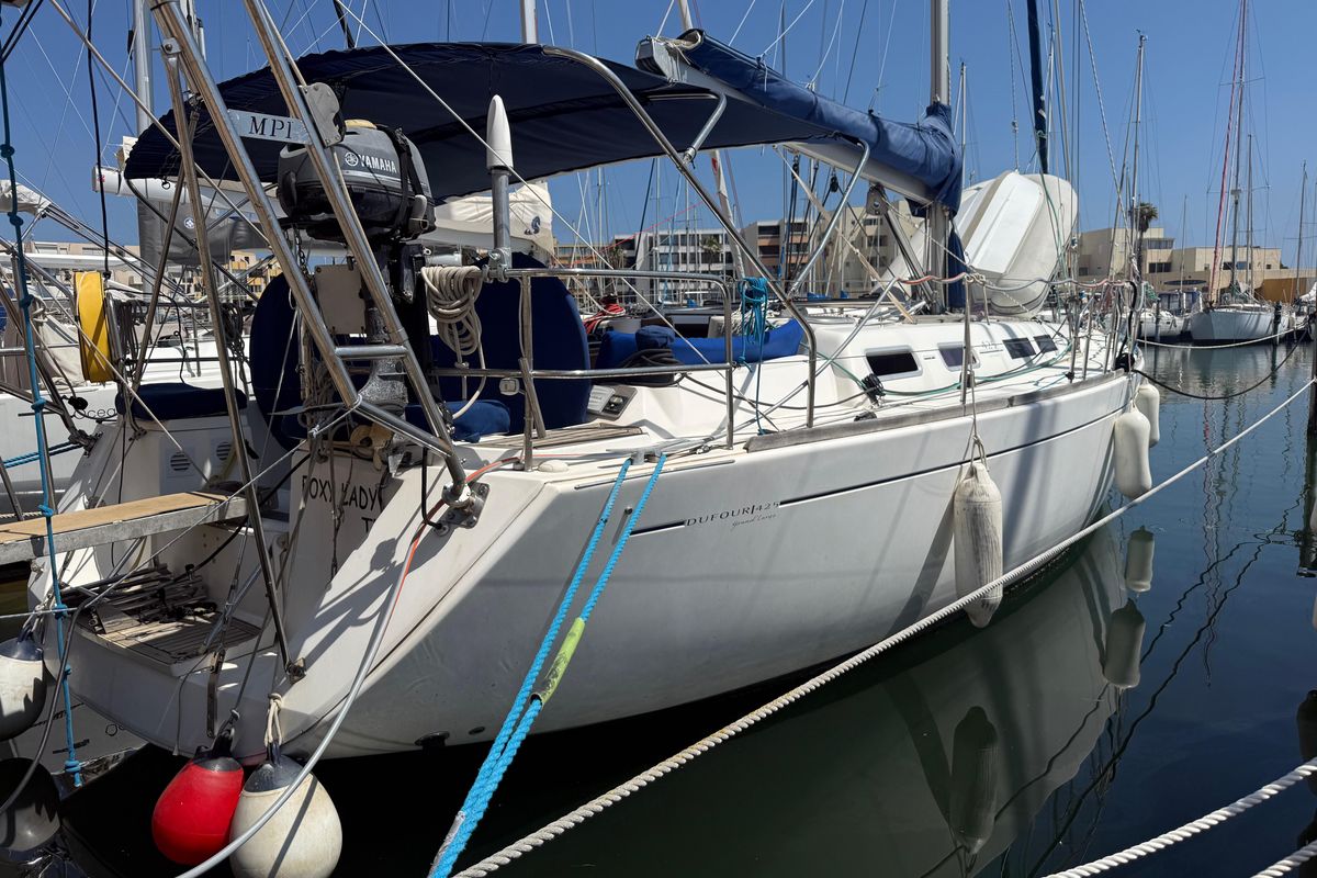 2010 Dufour 425 Grand Large
