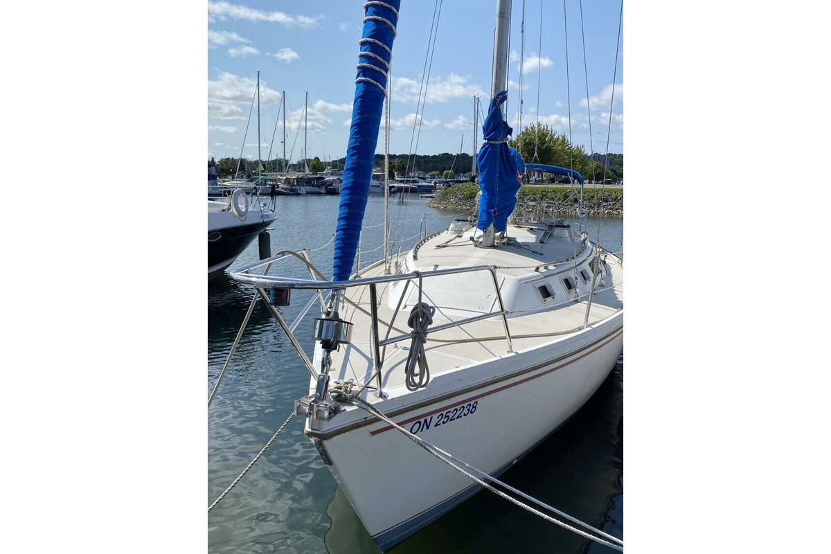 1986 Catalina 34 for sale in Midland, Ontario, Canada 34 ft