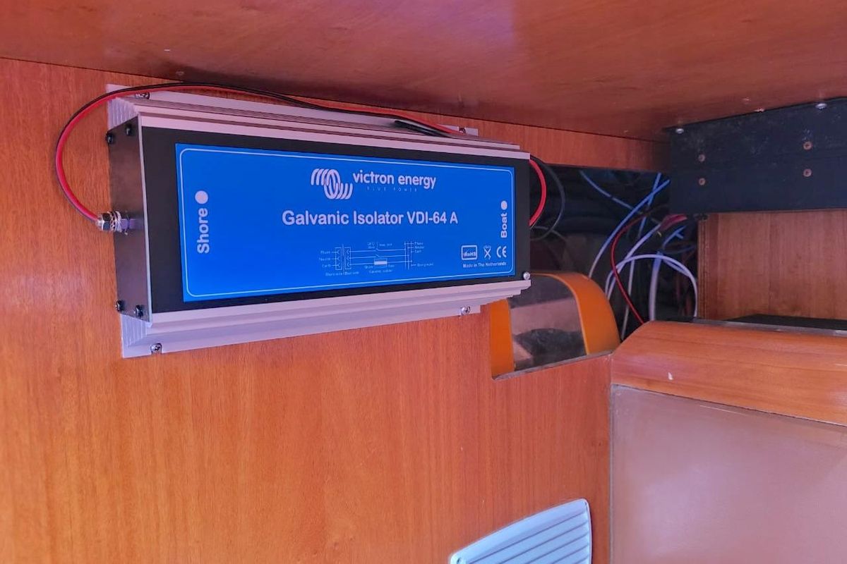 2004 Bavaria Cruiser 46