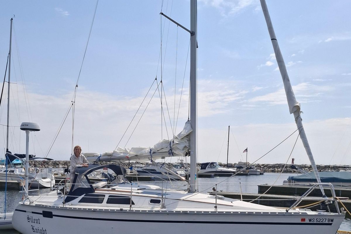 1989 Hunter 30