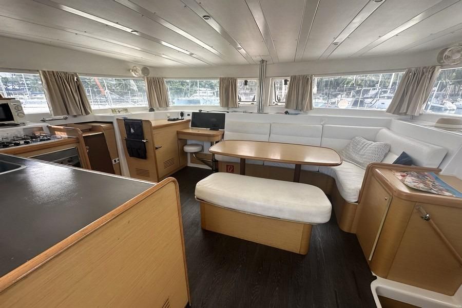 2008 Lagoon 420