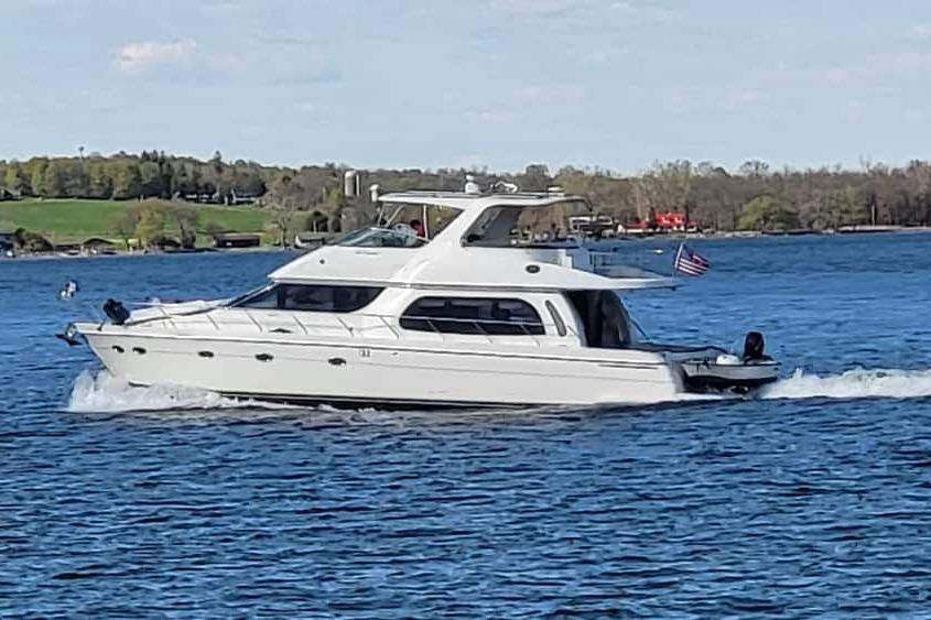 2005 Carver 560 Voyager for sale in Colchester, Vermont