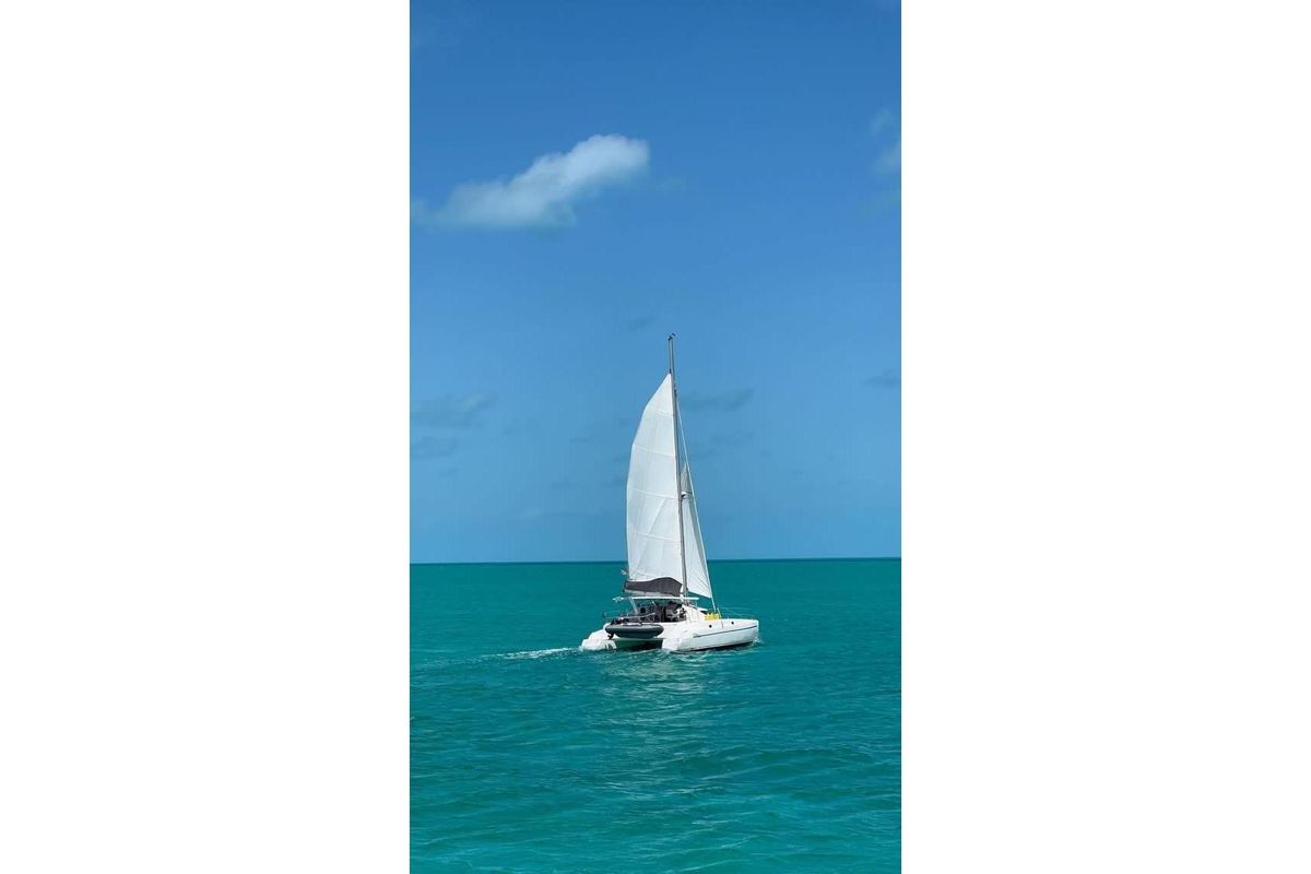 1995 Fountaine Pajot Athena 38