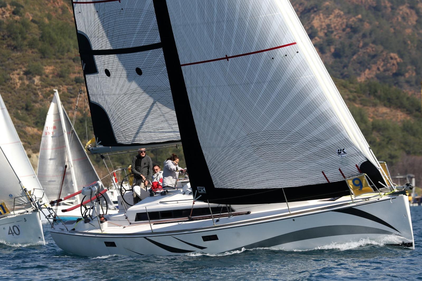 2013 Salona 38