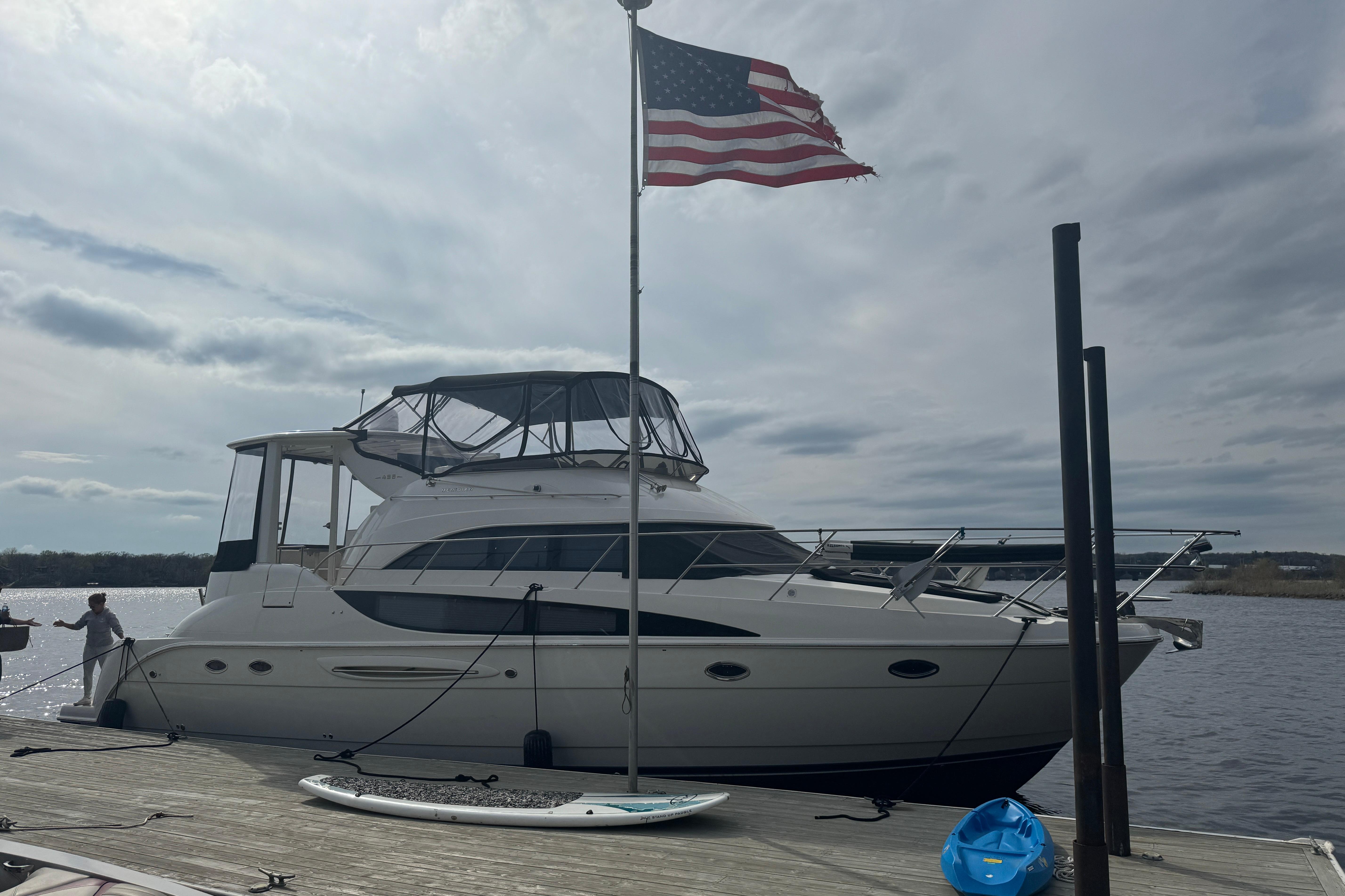 2004 Meridian 459 Motoryacht