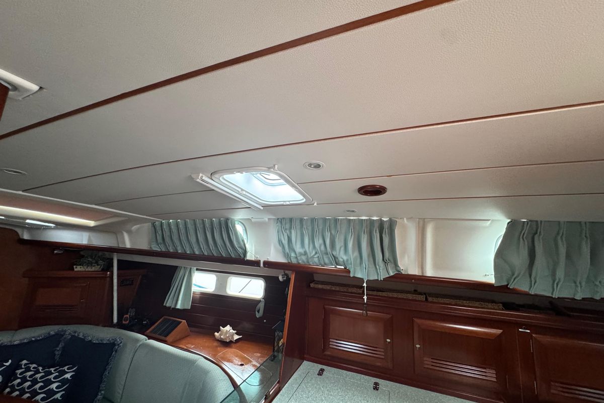 2004 Beneteau 473