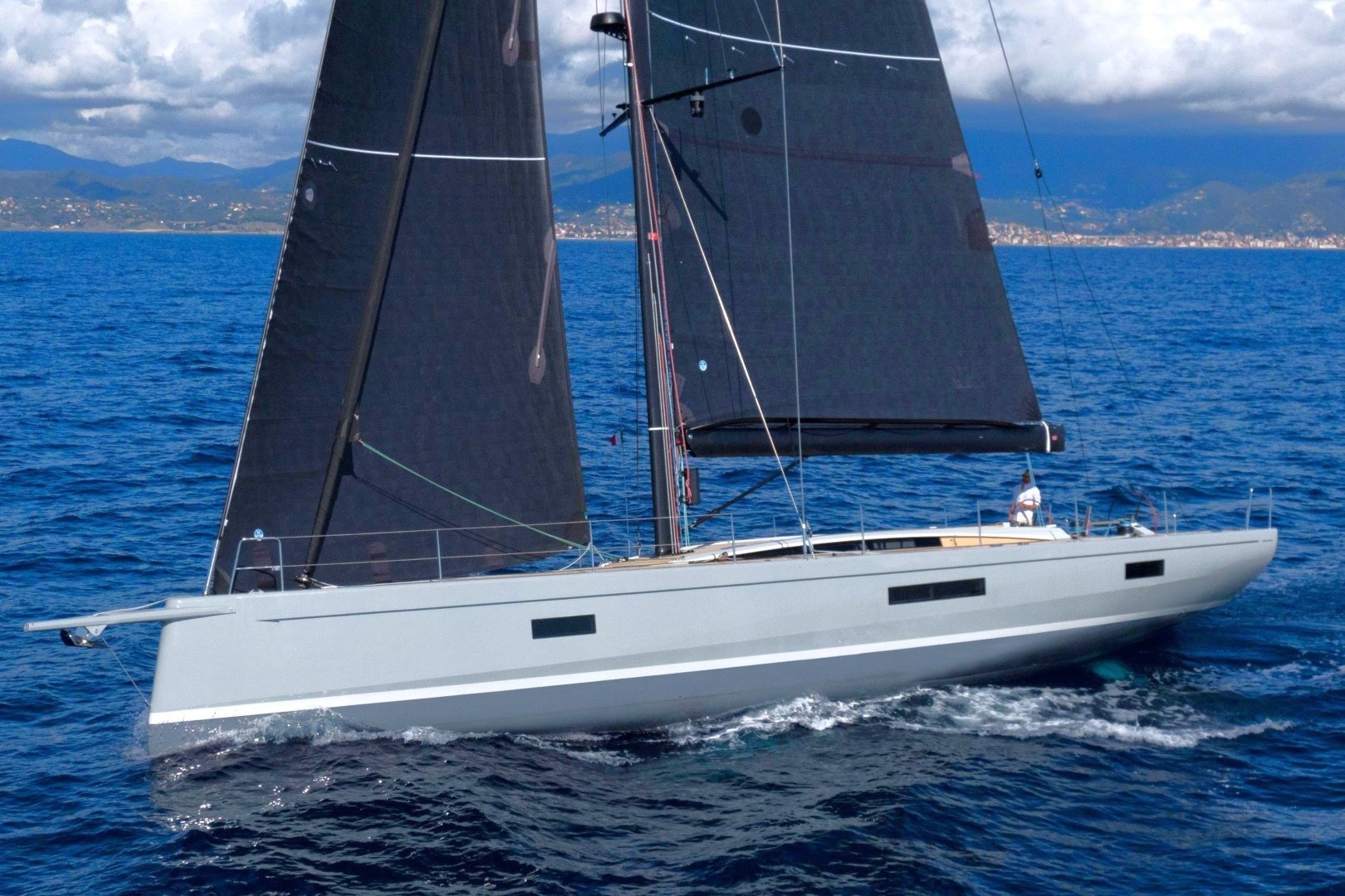 2020 Maxi Dolphin 62ab