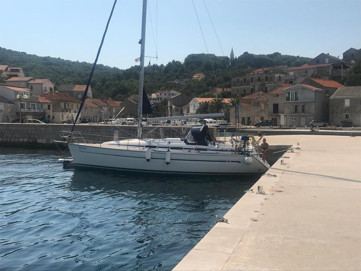 2002 Bavaria 36 Cruiser