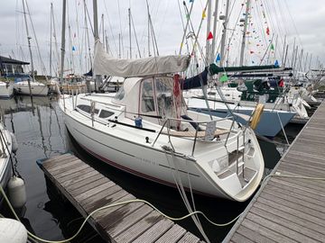 2004 Jeanneau Sun Fast 32i Boats