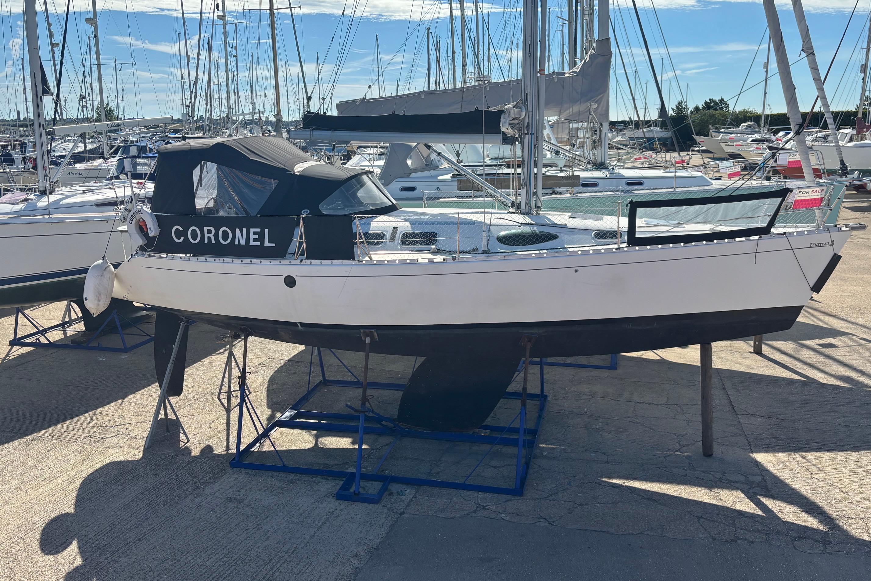1990 Beneteau First 38s5 for sale in Walton On The Naze, Essex, United Kingdom
