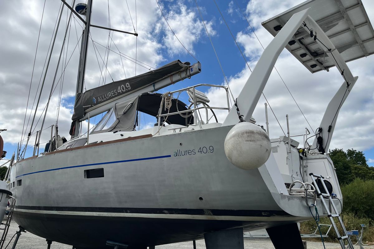 2019 Allures 40.9