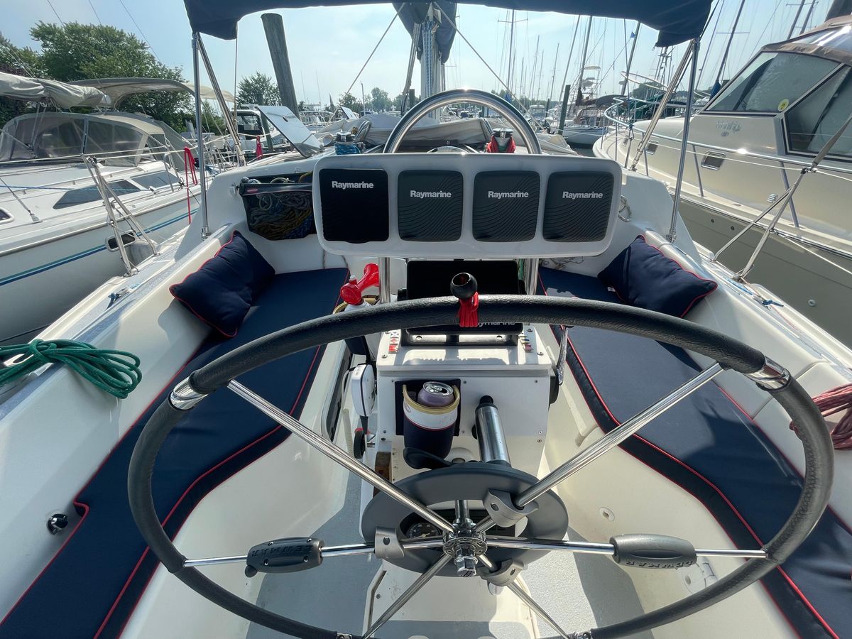 1991 Hunter Vision 36