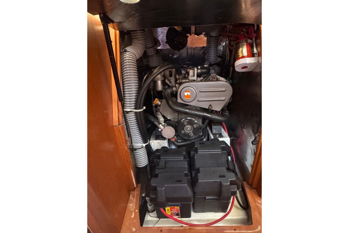 2014 Beneteau Oceanis 34 for sale in Alameda, California 34 ft