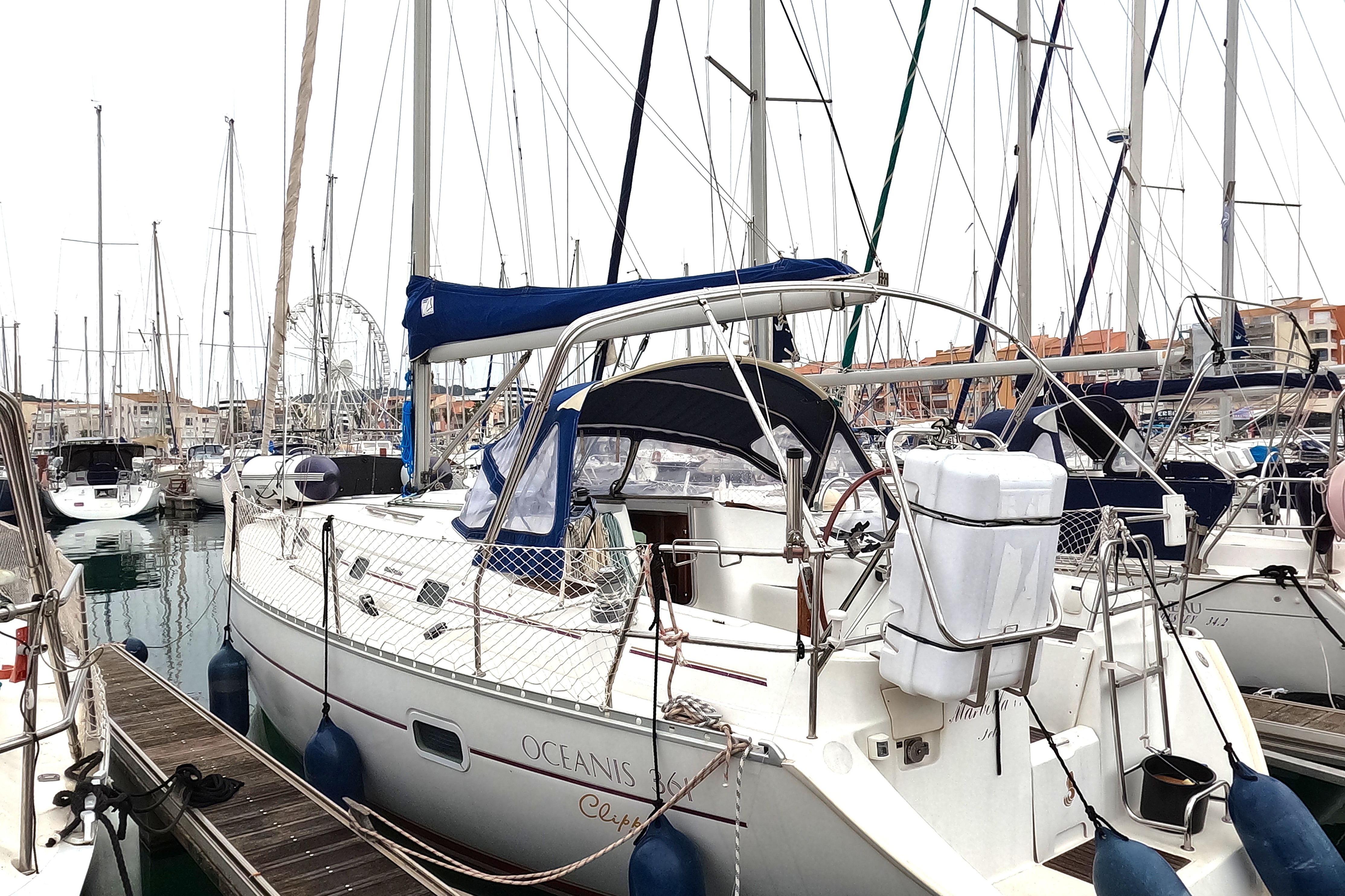 2000 Beneteau 361 Boats